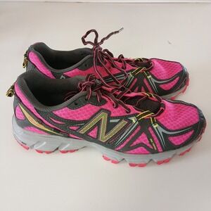 New Balance Women's Pink Sneaker 610 V2 Acteva Lite Size 7.5 B